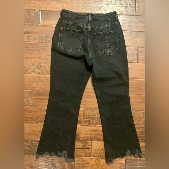 NWT UO BDG Premium High-Waisted Relaxed Straight Jean - Distressed Black 27 - Picture 9 of 11
